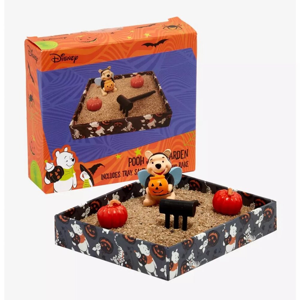 Disney Winnie the Pooh Halloween Sand Garden - NIB